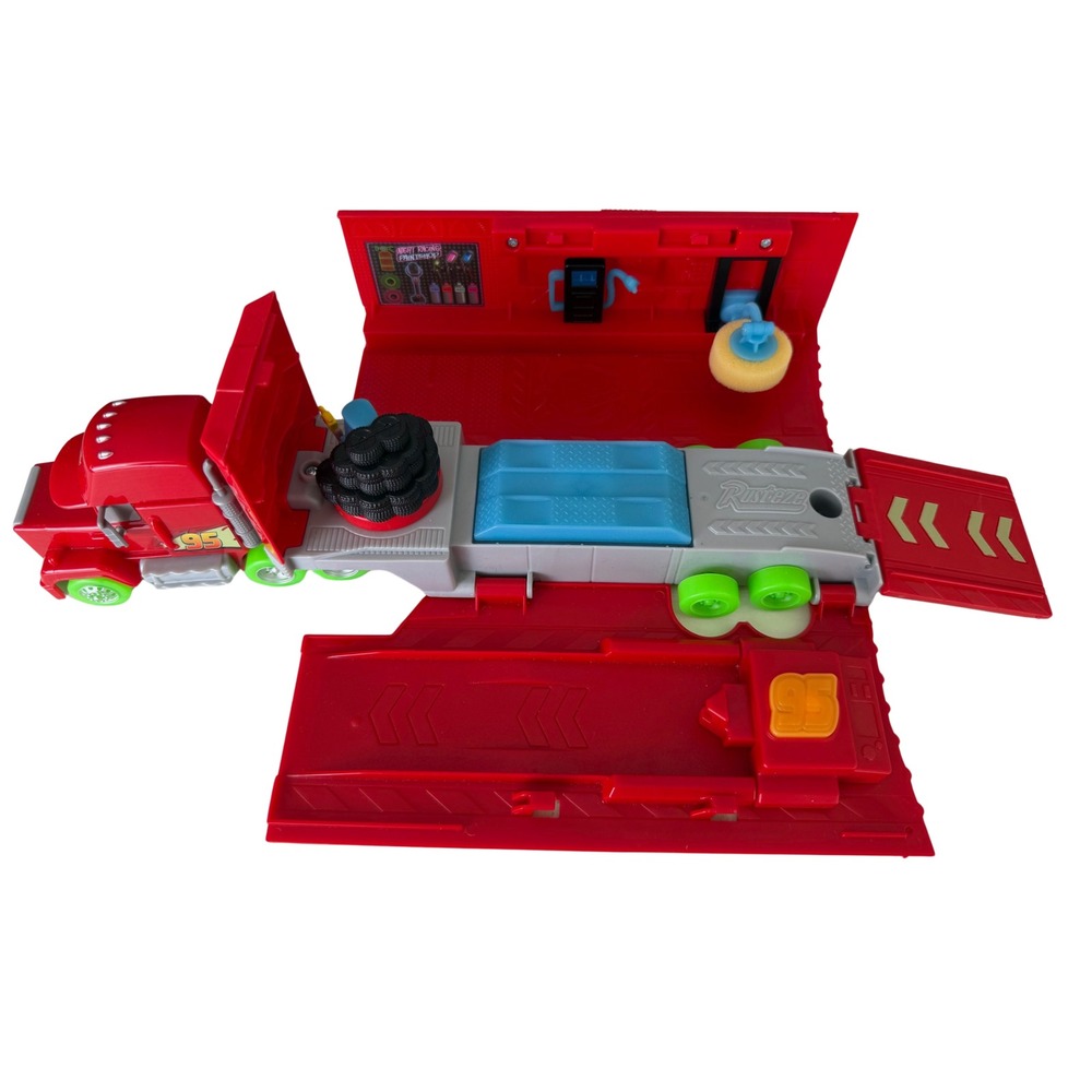 Disney Pixar Car Hauler Playset Diecast Cars Lightning McQueen, Sheriff, Mater - Picture 4 of 5